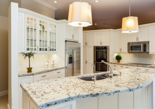 How do you coordinate a countertop and backsplash?